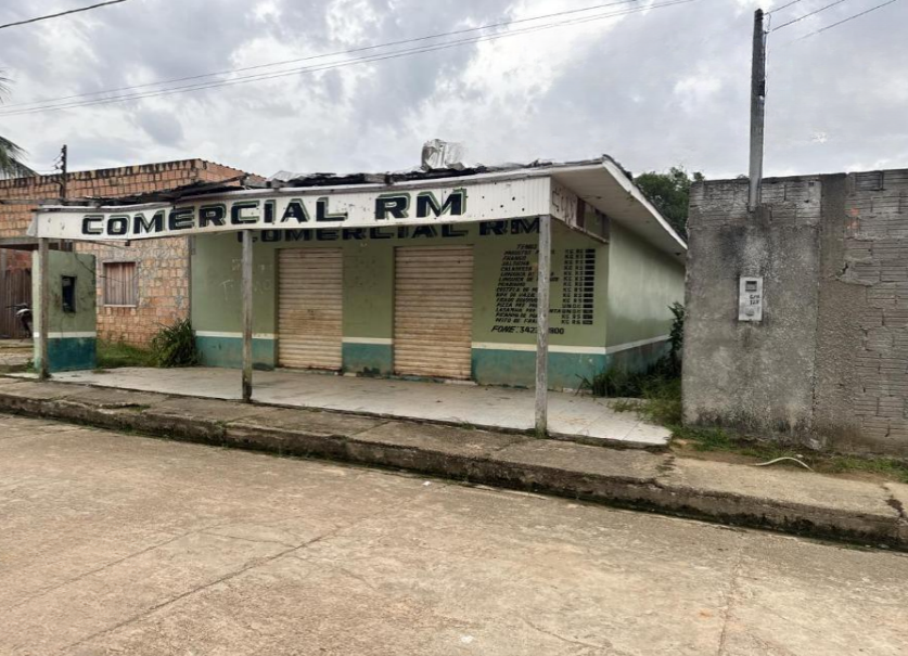 Apartamento em Átila Lins