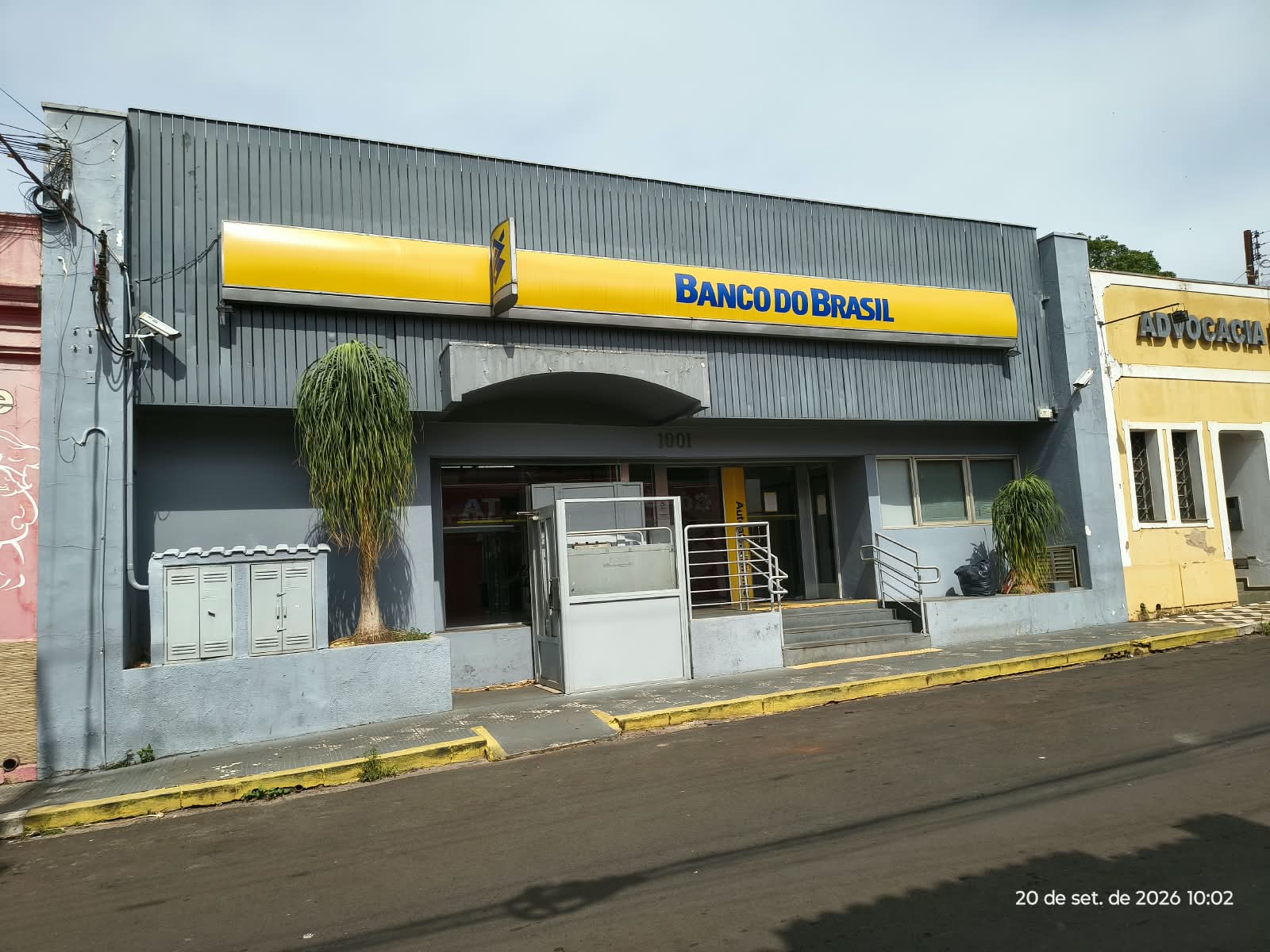 Comercial em São Simão