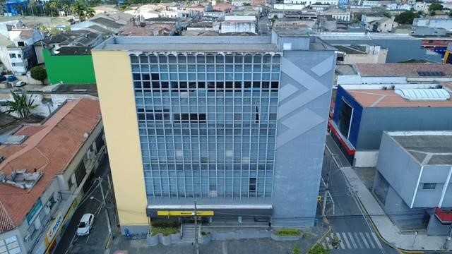 Venda com locação simultânea