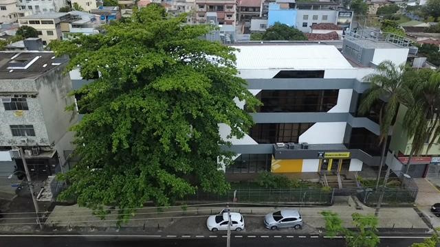 Venda com locação simultânea