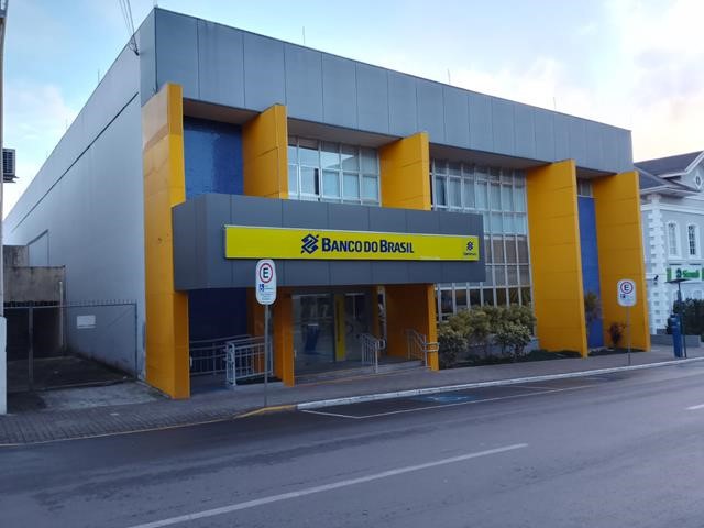Venda com locação simultânea