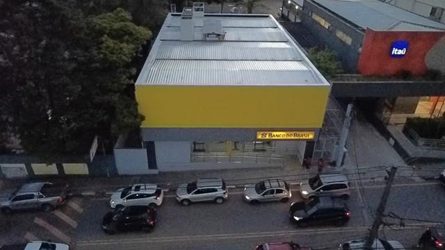 Venda com locação simultânea