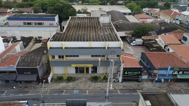 Venda com locação simultânea