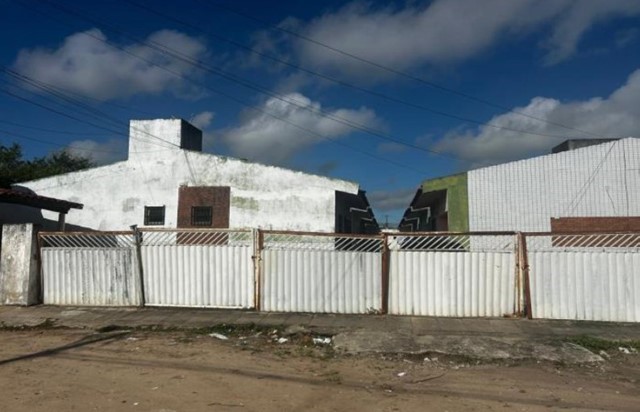 Venda com locação simultânea