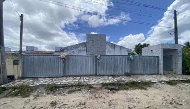 Venda com locação simultânea